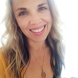 Meet your Posher, Pam